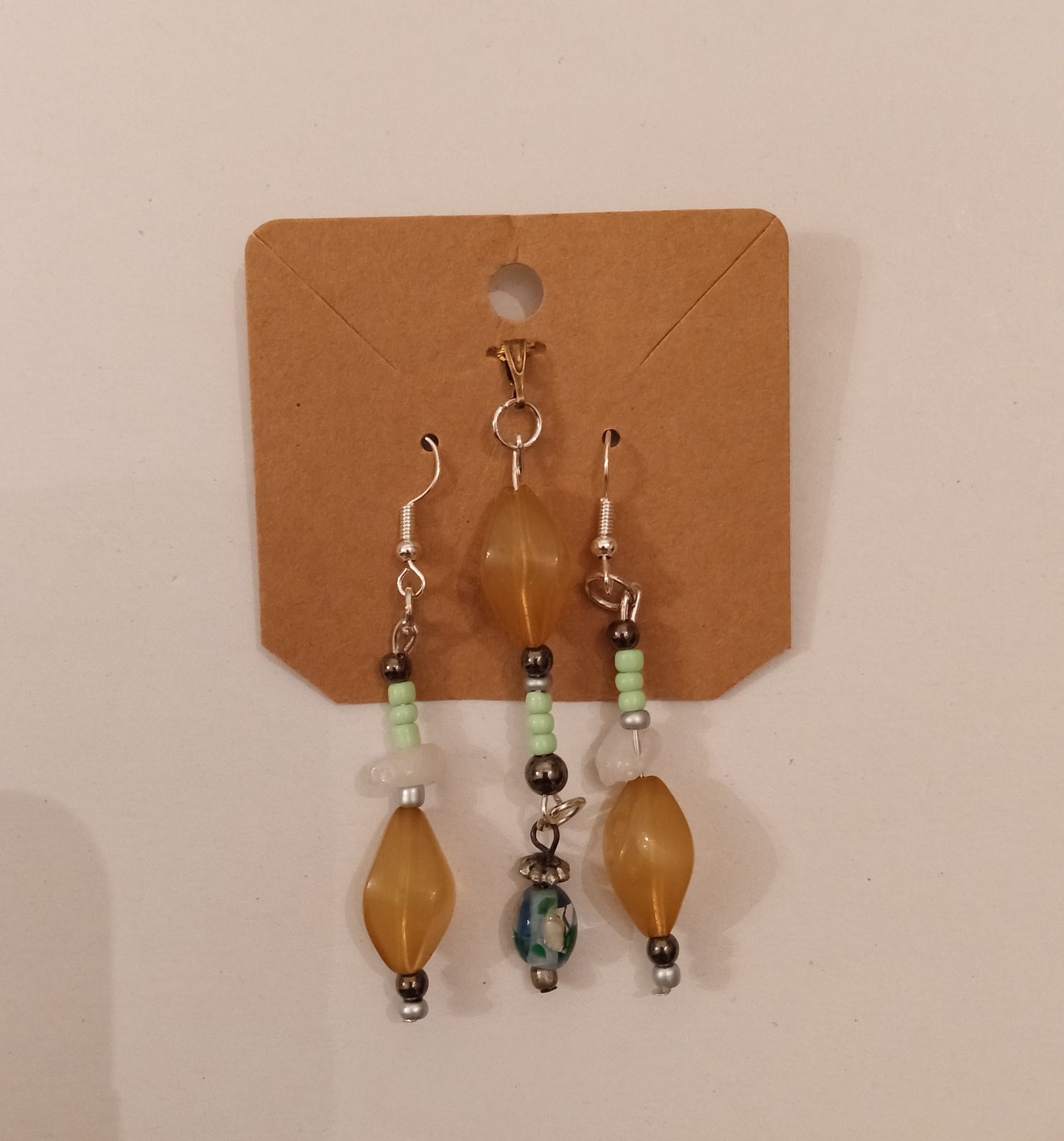 Bead/Assorted Glass Charm Jewelry Set